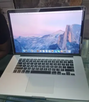New Laptop Apple MacBook Pro 2015 16GB SSD 512GB