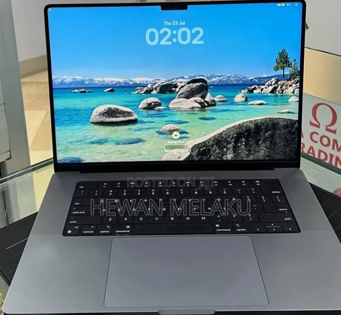 New Laptop Apple MacBook Pro 2021 M1 32GB Apple M1 Pro SSD 512GB