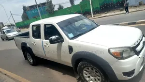 Mazda BT-50 2008 Ivory