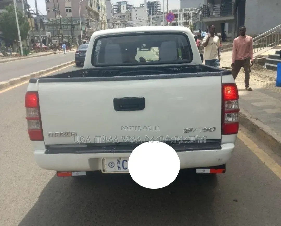 Mazda BT-50 2008 Ivory