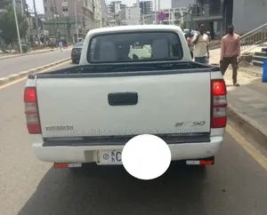 Mazda BT-50 2008 Ivory