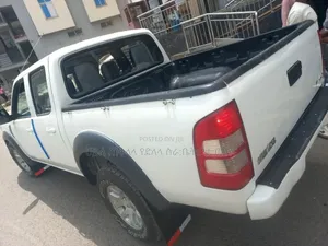Mazda BT-50 2008 Ivory