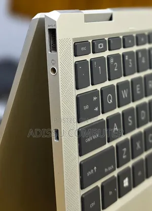 New Laptop HP Envy x360 15z 16GB Intel Core i7 SSD 512GB