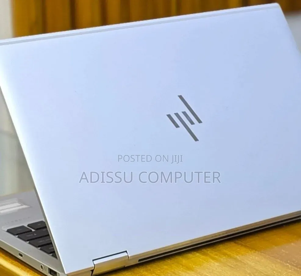 New Laptop HP Envy x360 15z 16GB Intel Core i7 SSD 512GB