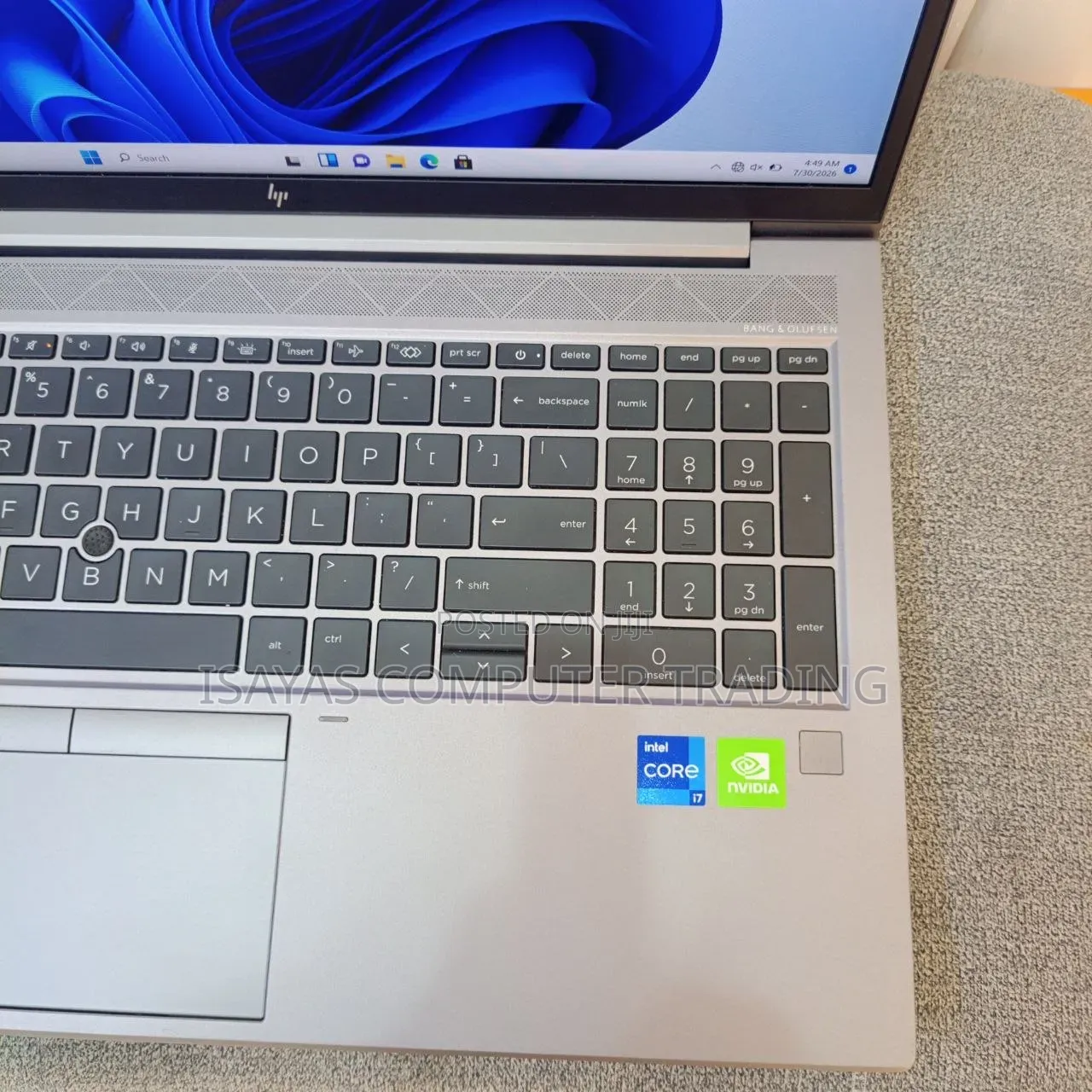 New Laptop HP ZBook Firefly G8 16GB Intel Core i7 SSD 512GB
