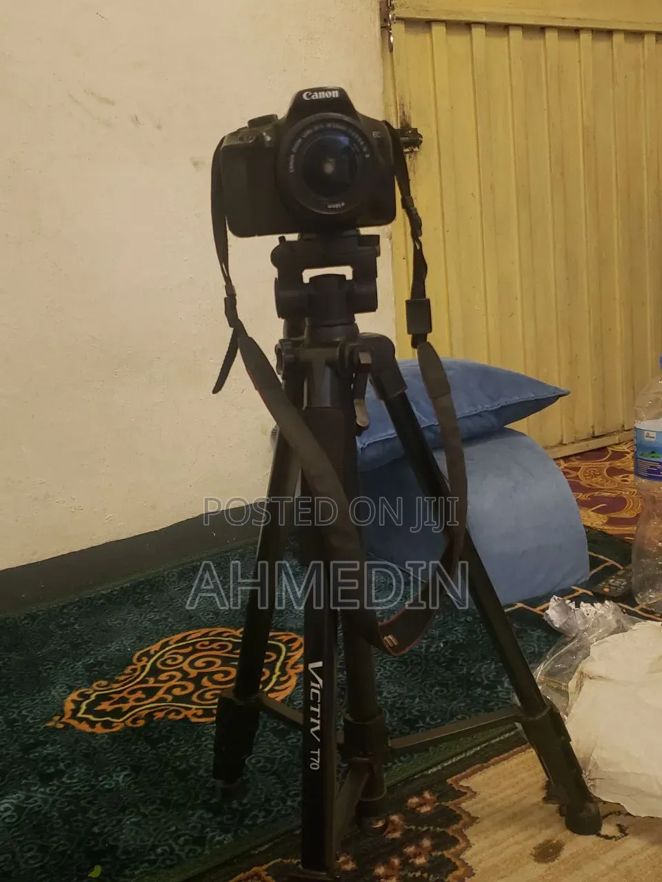Canon Camera and Stand