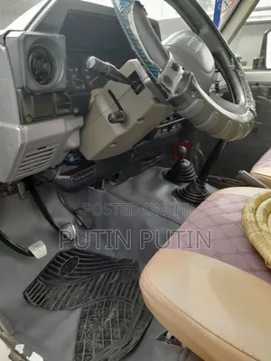 Toyota Land Cruiser 2004 Silver