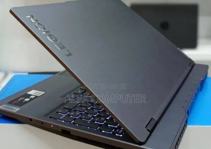 New Laptop Lenovo 16GB AMD Ryzen 7 SSD 512GB