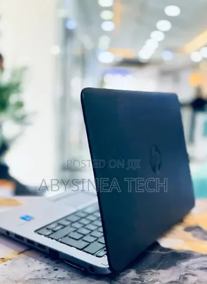 New Laptop HP EliteBook 820 G2 8GB Intel Core i5 SSD 500GB