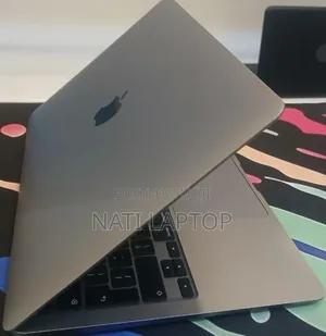 New Laptop Apple MacBook Air 2020 M1 8GB Apple M1 SSD 256GB