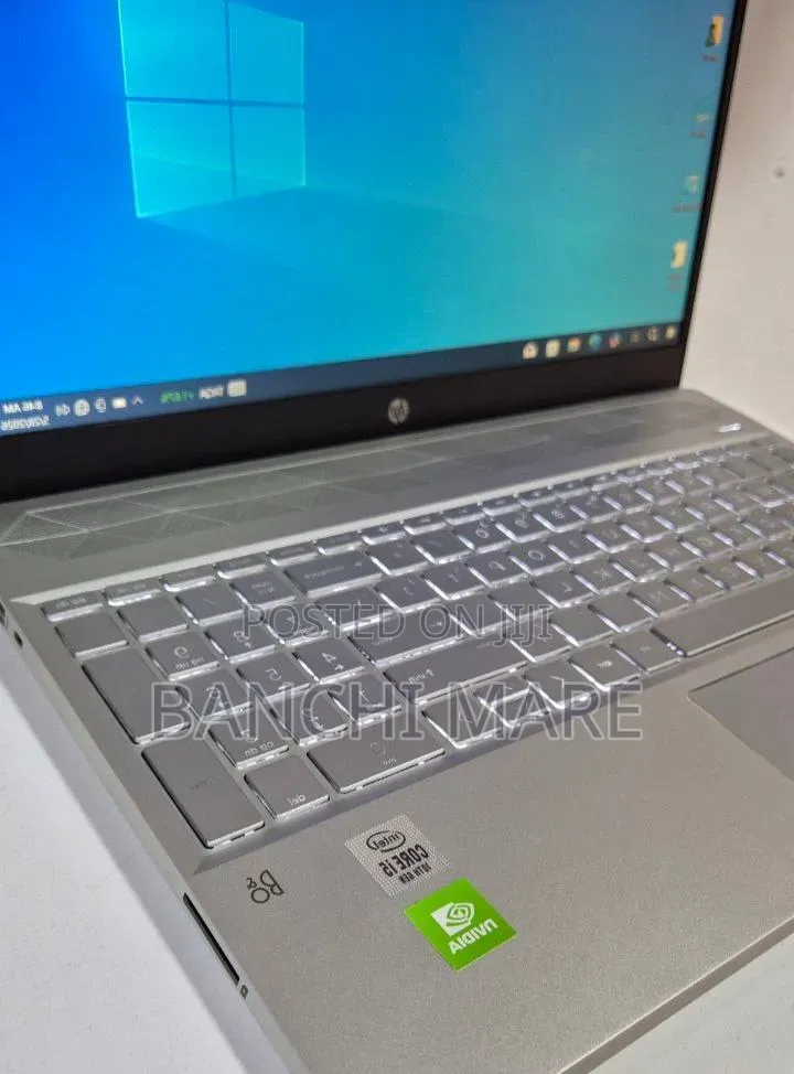 New Laptop HP Pavilion 15 8GB Intel Core i5 SSD 512GB