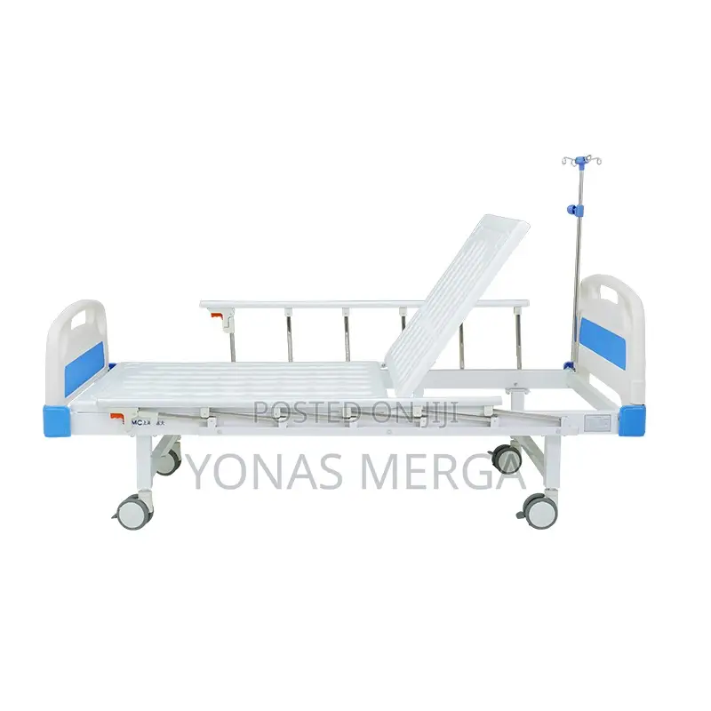 Hospital Bed for Patients鈀吉frame With a Durable Mattress Cover