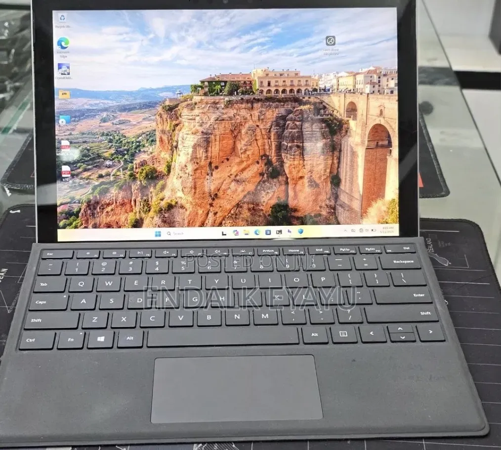 New Laptop Microsoft Surface Pro 7 16GB Intel Core i7 SSD 512GB