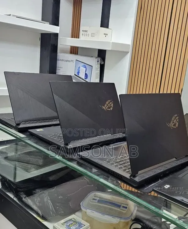 New Laptop Asus 16GB Intel Core i7 SSD 512GB