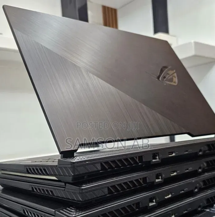 New Laptop Asus 16GB Intel Core i7 SSD 512GB