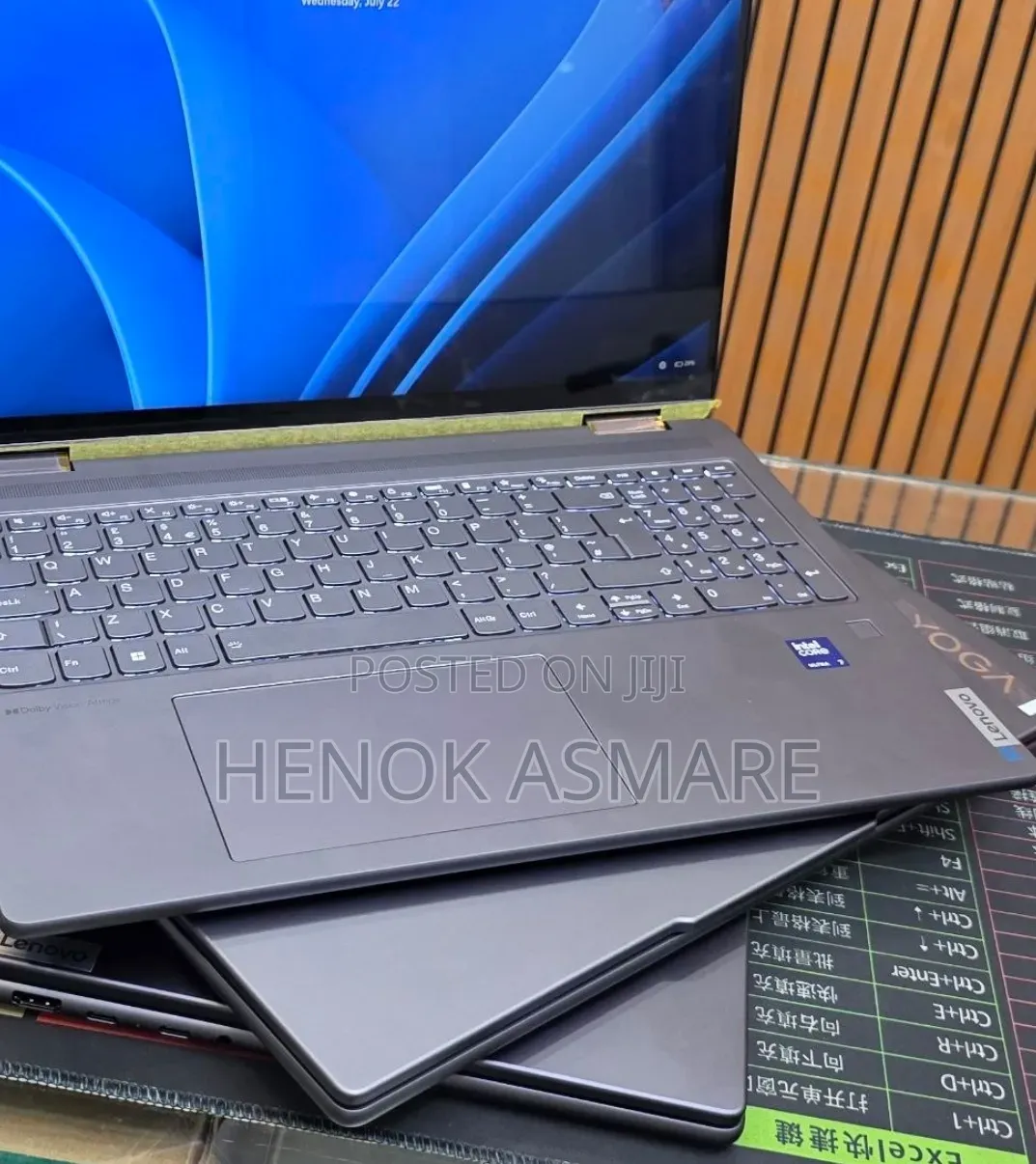 New Laptop Lenovo Yoga 2 16GB Intel Core Ultra 7 SSD 512GB