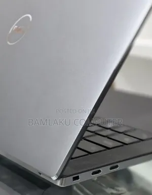 New Laptop Dell Precision 5550 16GB Intel Core i7 SSD 512GB