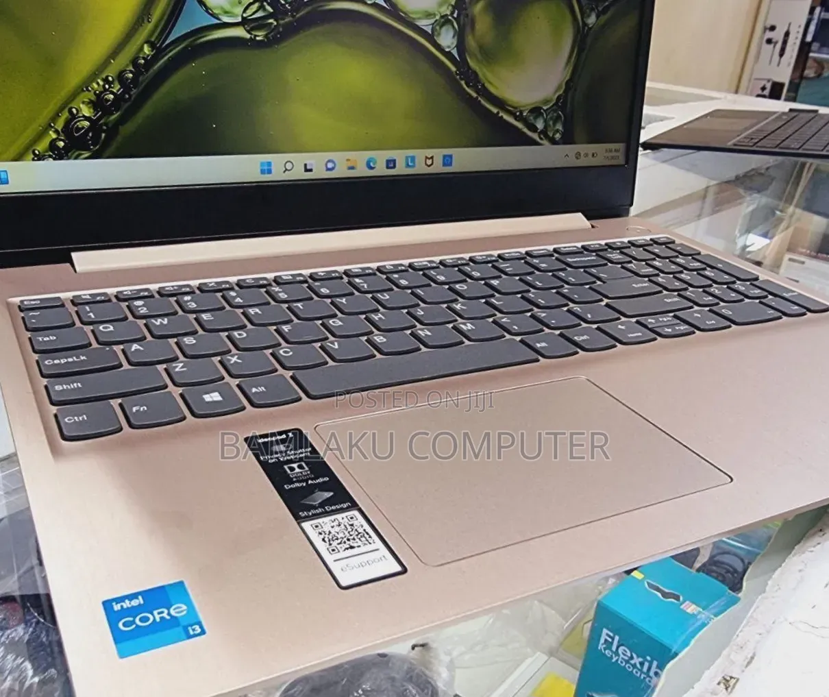 New Laptop Lenovo Ideapad 3 8GB Intel Core i3 SSD 256GB