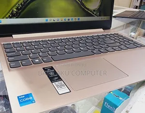 New Laptop Lenovo Ideapad 3 8GB Intel Core i3 SSD 256GB