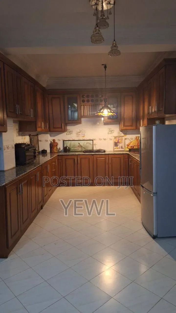 Furnished 6bdrm House in Golagol Real Estate, Bole for sale