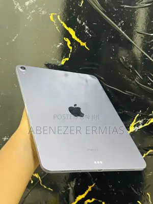Apple iPad Air 64 GB Gray