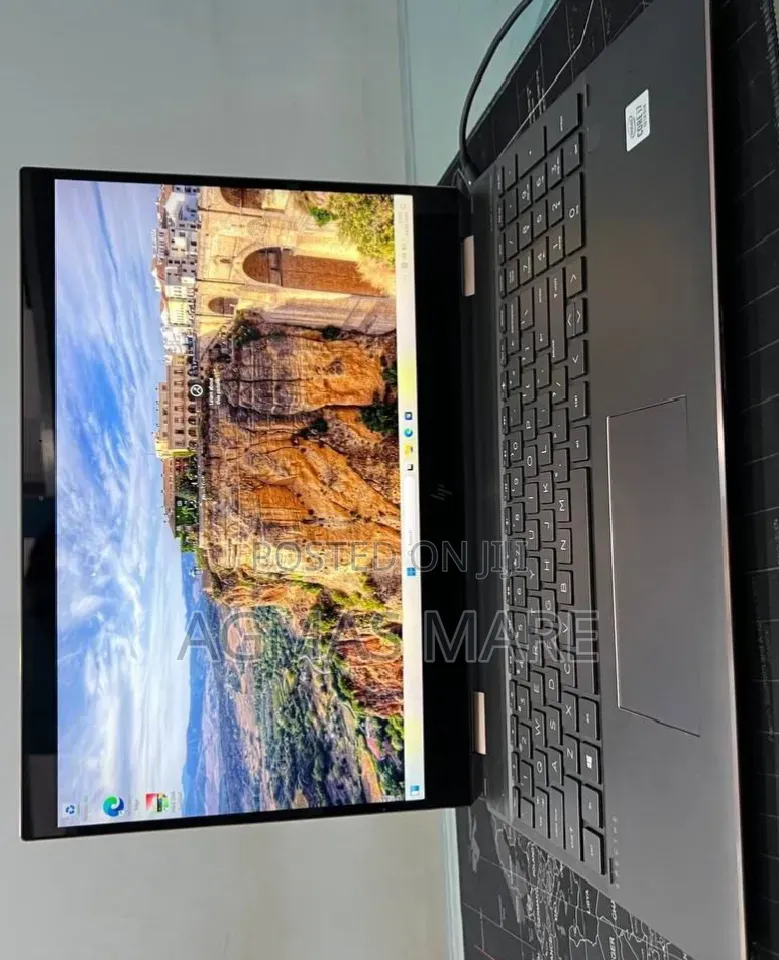 New Laptop HP Spectre X360 16GB Intel Core i7 SSD 512GB