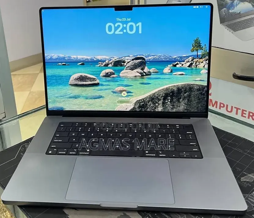 New Laptop Apple MacBook Pro 2021 M1 32GB Apple M1 Pro SSD 512GB