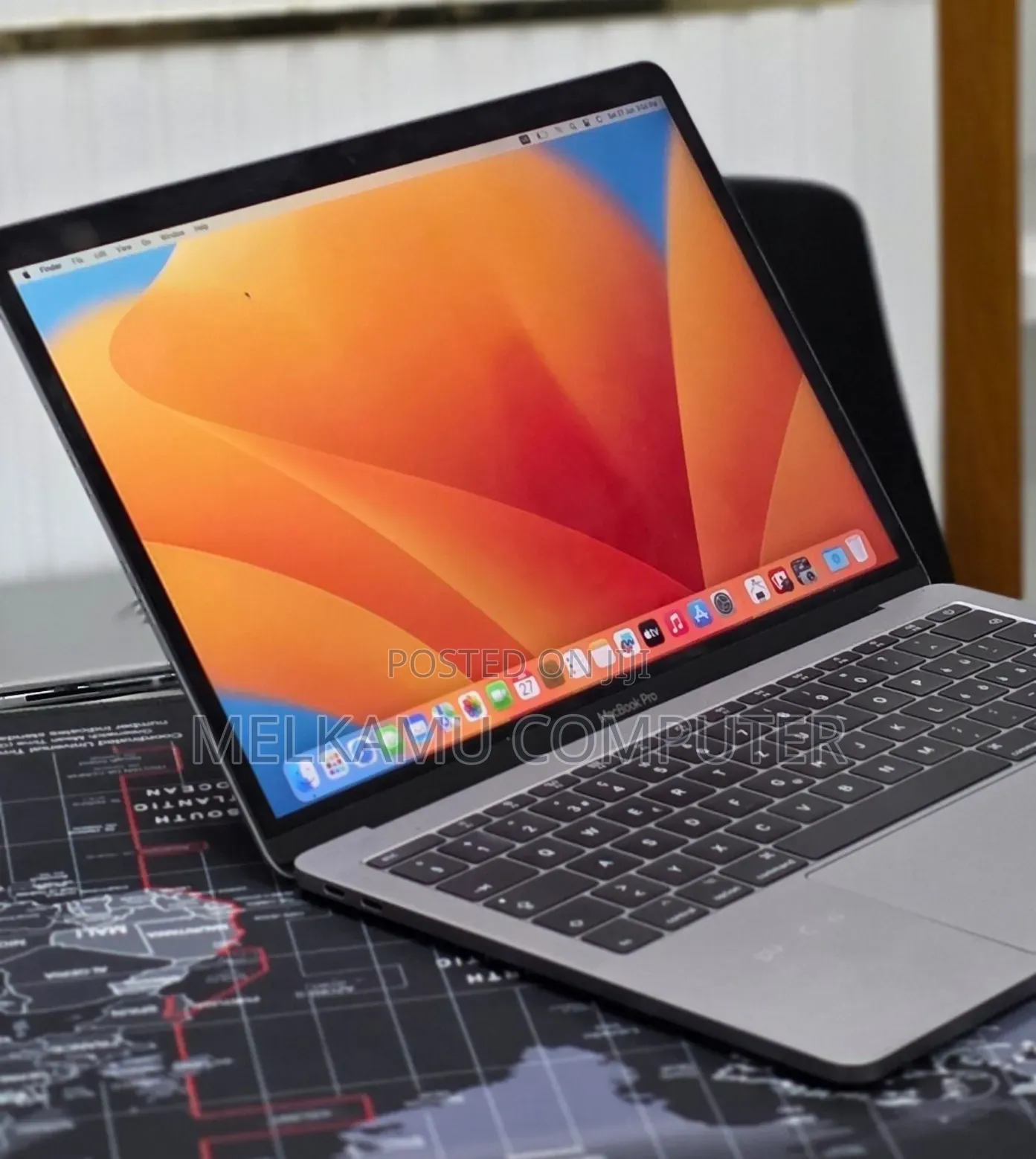 New Laptop Apple MacBook Pro 2017 16GB Intel Core i5 SSD 512GB