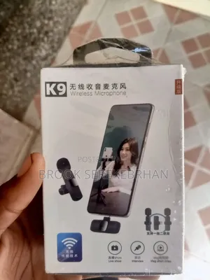  Wireless Lavalier Microphone for Smartphones