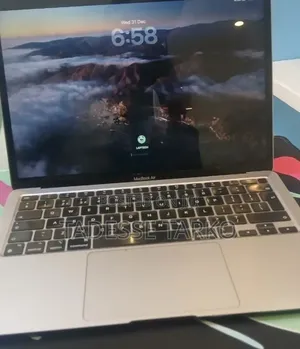 New Laptop Apple MacBook Air 2020 M1 8GB Apple M1 SSD 256GB