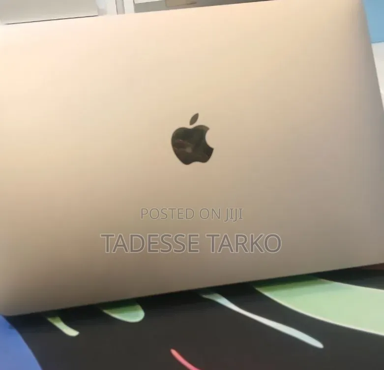 New Laptop Apple MacBook Air 2020 M1 8GB Apple M1 SSD 256GB
