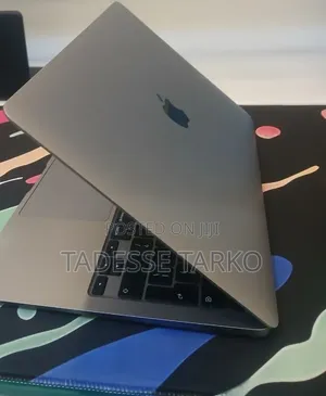 New Laptop Apple MacBook Air 2020 M1 8GB Apple M1 SSD 256GB