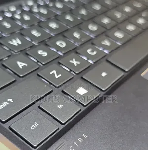 New Laptop HP Spectre 16GB Intel Core i7 SSD 1T