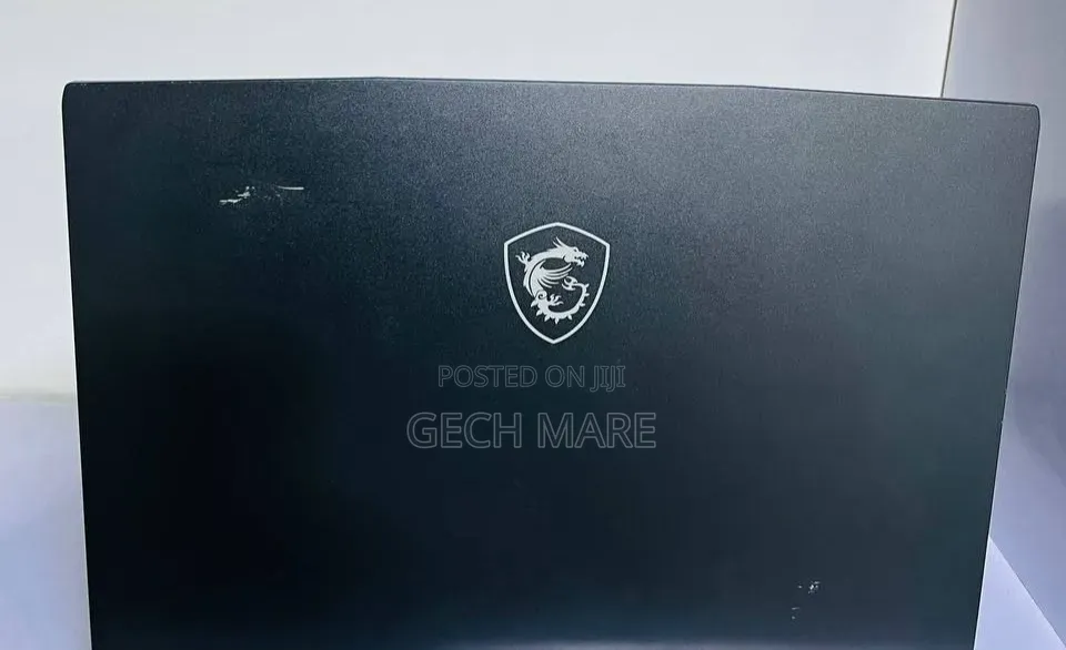 New Laptop MSI GP75 Leopard 16GB Intel Core i5 SSD 512GB