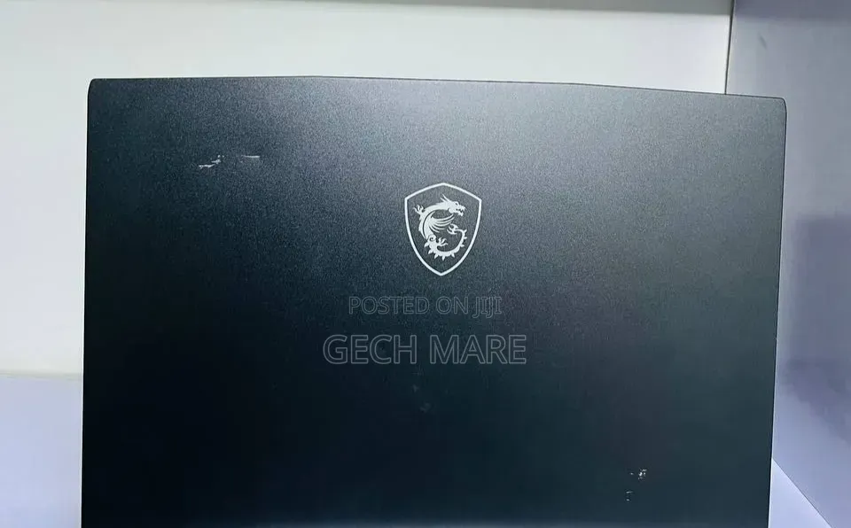 New Laptop MSI GP75 Leopard 16GB Intel Core i5 SSD 512GB