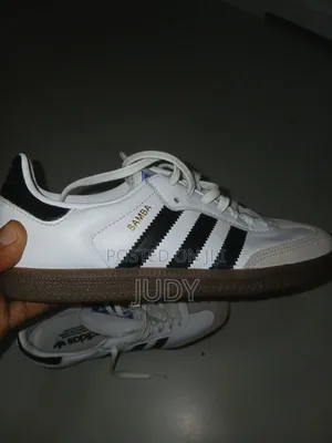 Adidas Samba