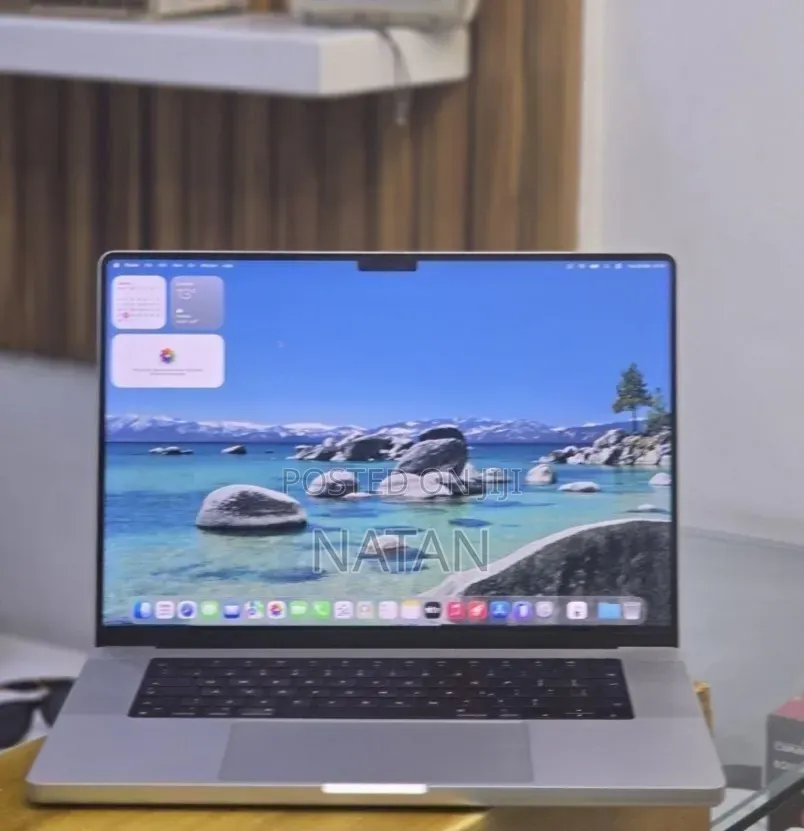 New Laptop Apple MacBook Pro 2021 M1 32GB Apple M1 Pro SSD 512GB