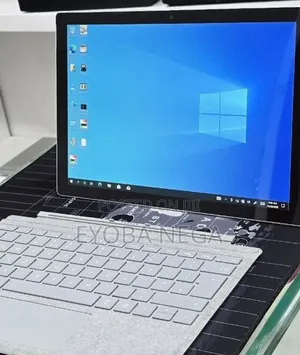 New Laptop Microsoft Surface Pro 7+ 16GB Intel Core i5 SSD 256GB