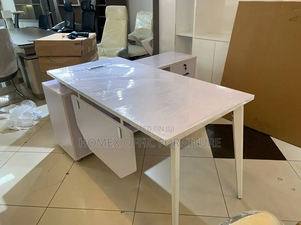 Office Managerial Desk ማናጀርያል ዴስክ