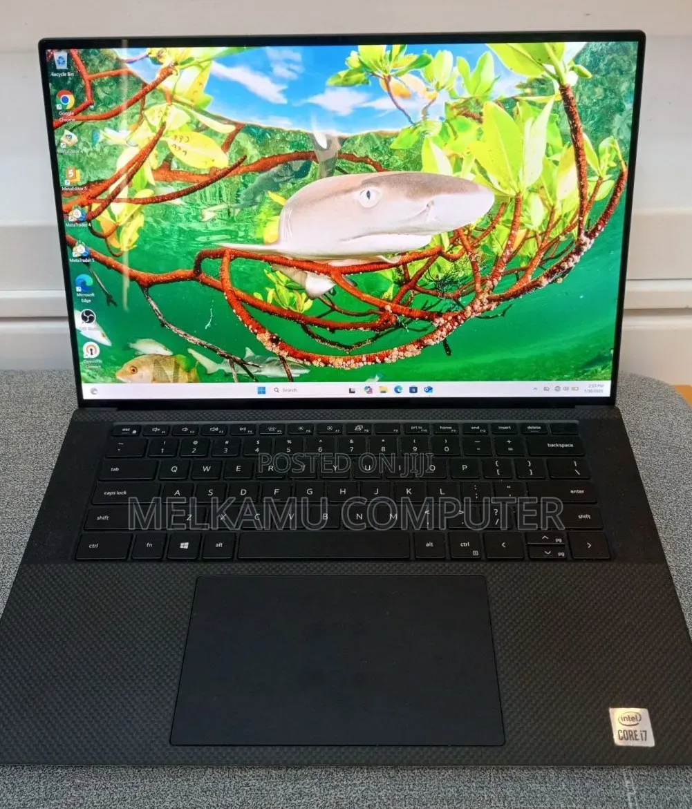 New Laptop Dell XPS 15 9500 16GB Intel Core i7 SSD 512GB