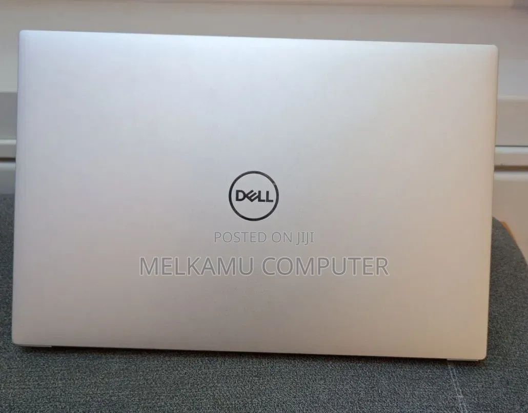 New Laptop Dell XPS 15 9500 16GB Intel Core i7 SSD 512GB