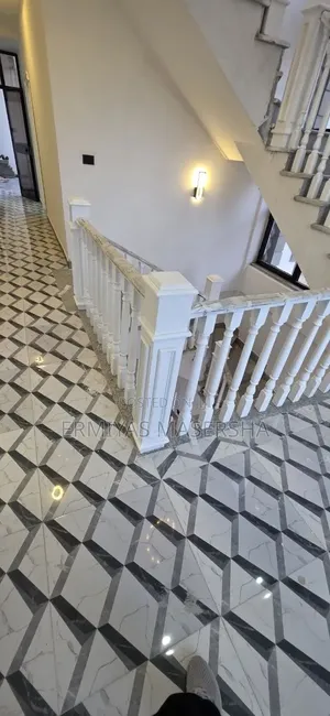 Furnished 7bdrm House in Yeka for sale