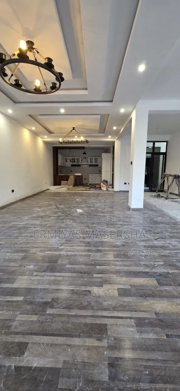 Furnished 7bdrm House in Yeka for sale