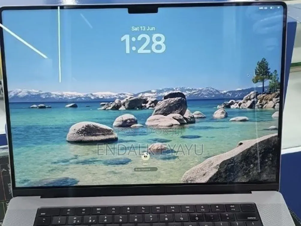 New Laptop Apple MacBook Pro 2021 M1 Max 32GB Apple M1 Max SSD 1T