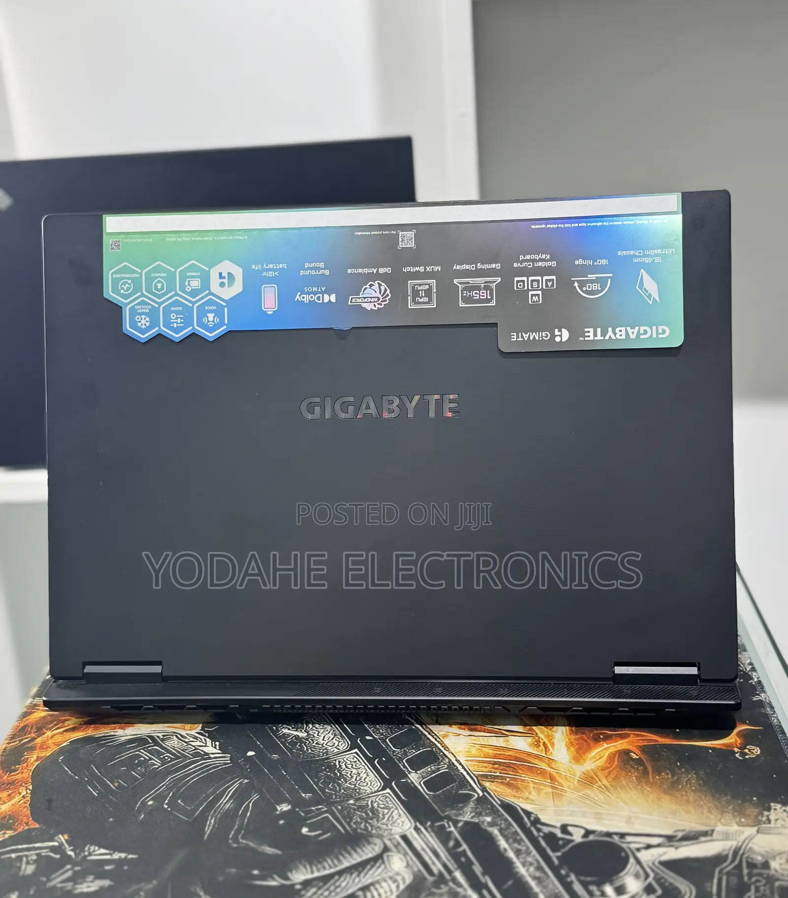 New Laptop Gigabyte GAMING A16 16GB Intel Core i7 SSD 1T