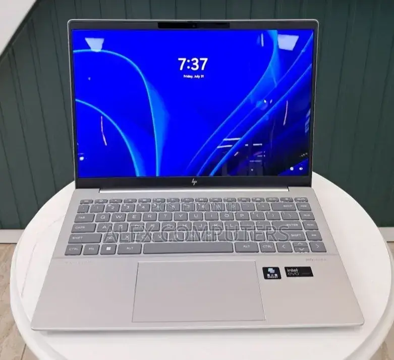 New Laptop HP Pavilion 15 32GB Intel Core Ultra 7 SSD 1T