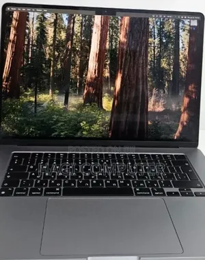 New Laptop Apple MacBook Air 2024 M3 8GB Apple M3 SSD 512GB