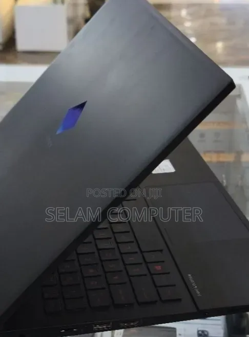 New Laptop HP Omen 15 16GB Intel Core i7 SSHD (Hybrid) 512GB