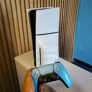PS5 Slim Disc Version!