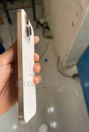 New Apple iPhone 16 Pro Max 256 GB Bronze